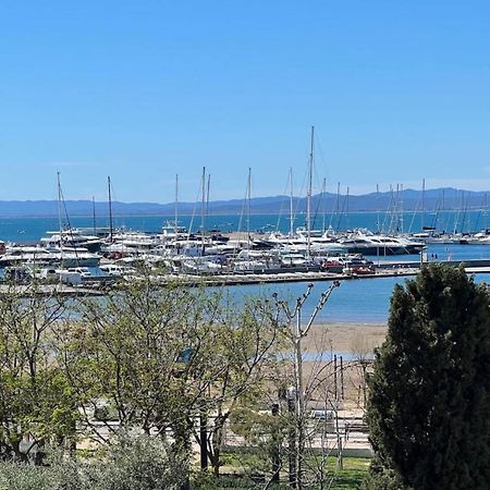 Apartamento Frente Al Mar Roses Exteriér fotografie